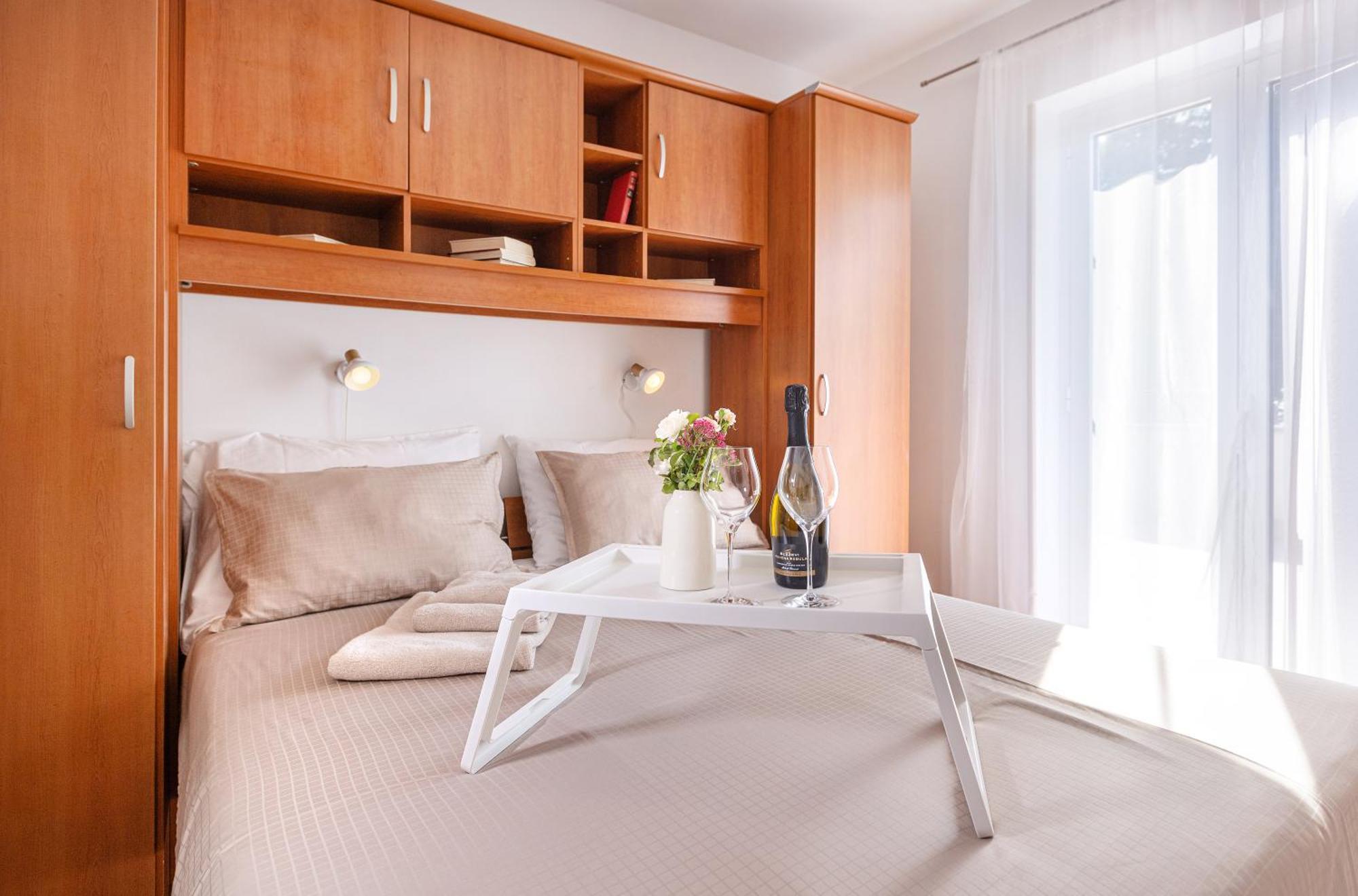 House Olive Garden Strunjan Apartment ภายนอก รูปภาพ