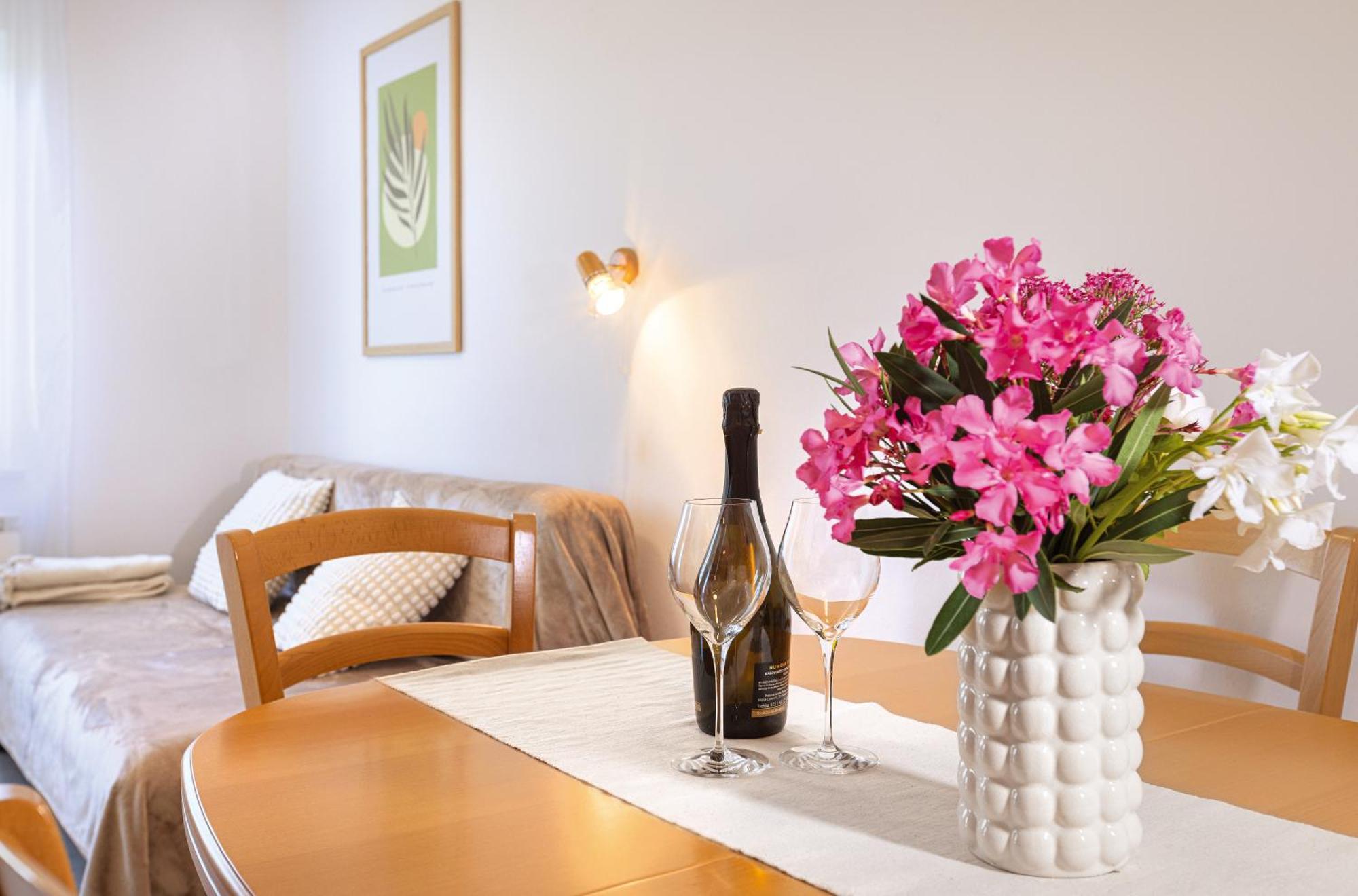 House Olive Garden Strunjan Apartment ภายนอก รูปภาพ